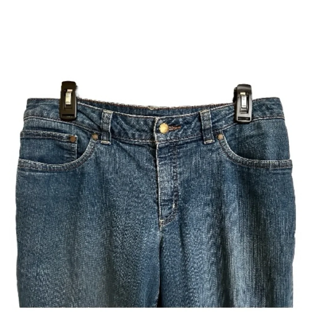 CROFT&BARROW, WOMENS CLASSIC FIT, STRAIGHT LEG, STRETCH, DENIM CAPRIS. SIZE 8